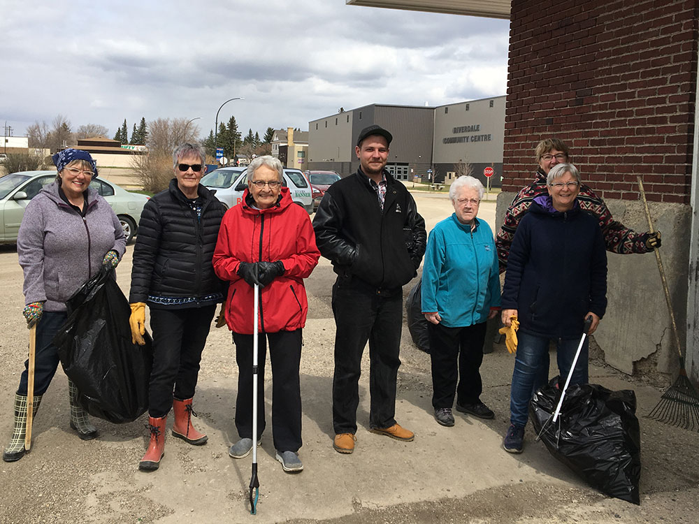 Clean-up day at the Rivers Train Station project, 2019.